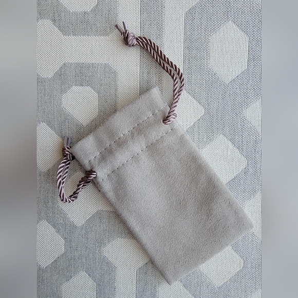 BOGO David Yurman Small Dust Bag  2.5" x 4" - Picture 2 of 3